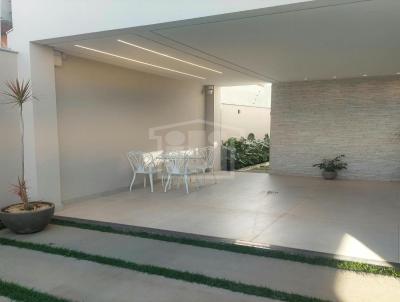 Casa para Venda, em Sete Lagoas, bairro MATA GRANDE